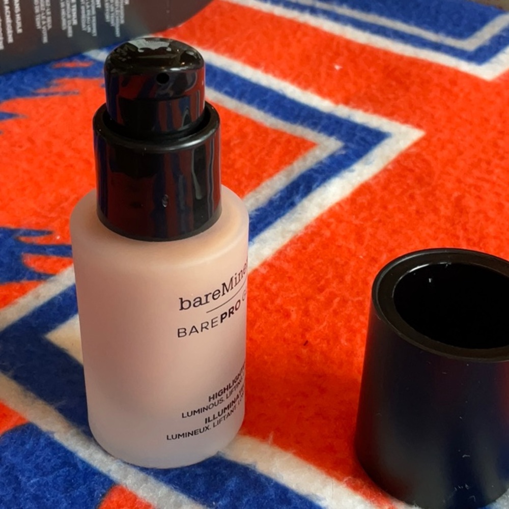 Bare Minerals BarePro Glow Highlighter in Fierce and Free, NIB - Picture 10 of 15